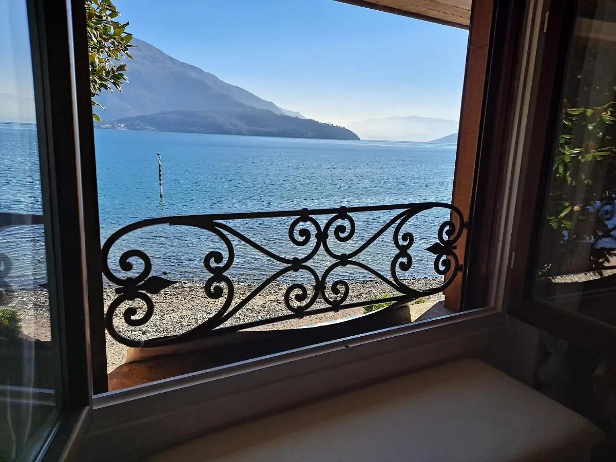 La Finestra Sul Lago Domaso 0*,  Italien