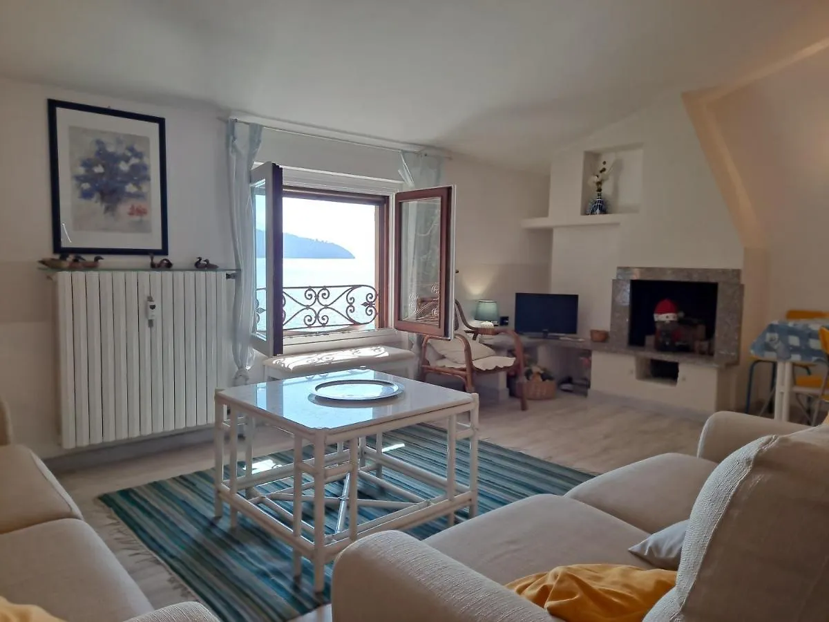 La Finestra Sul Lago Domaso Apartment
